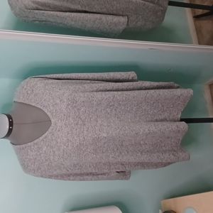 Torrid Super Soft pull over with crew neck and 3/4 length sleeves